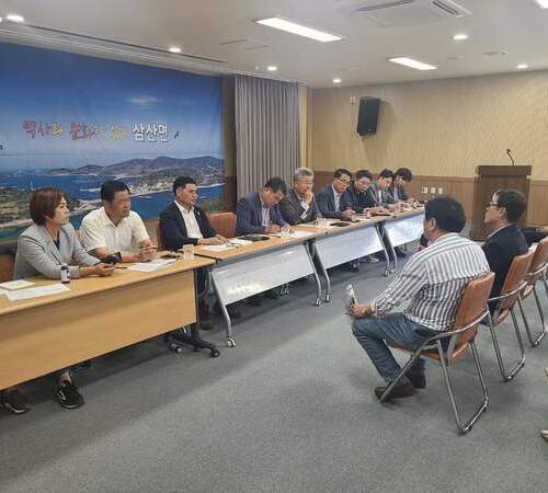 주종섭 도의원, 거문도 삼산면 주민간담회 참석