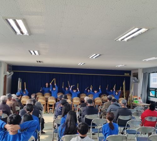 찾아가는 경로당 위문공연으로 사랑과 재능 나눔