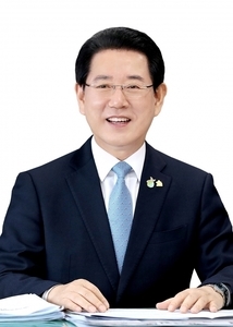 김영록 행정력 겸비 ‘호남정치 지도자’ 부각